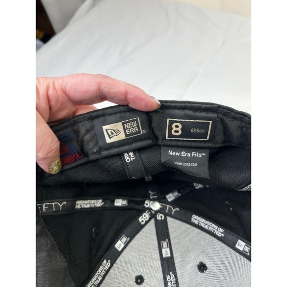 New Era 59FIFTY Boston Red Sox Blackout Fitted Hat Unisex Adult Size 8 MLB - Picture 6 of 7